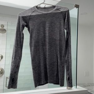 lululemon long sleeve light gray swiftly tech